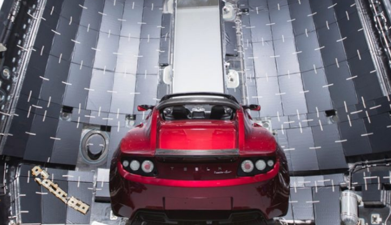 New Tesla sports car will take you to mars